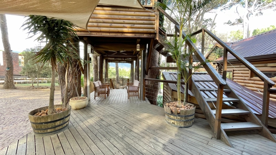 5 Bedroom Property for Sale in Somerset West Rural Western Cape
